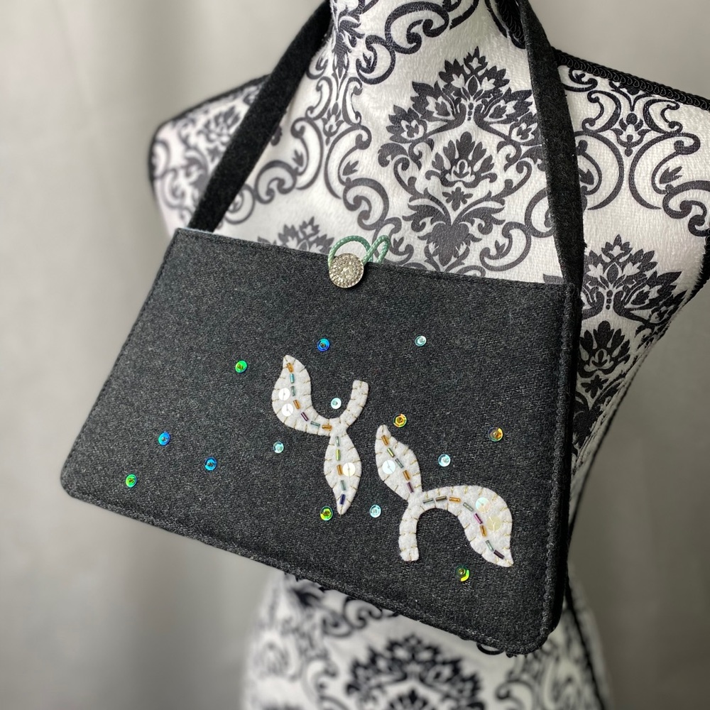 Patch Shoulder Bag. - image 6